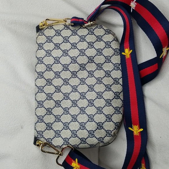 Gucci Blue and Red Crossbody Bag - Picture 6 of 13